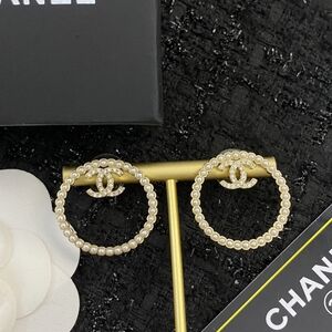 Chanel earrings are best-selling models